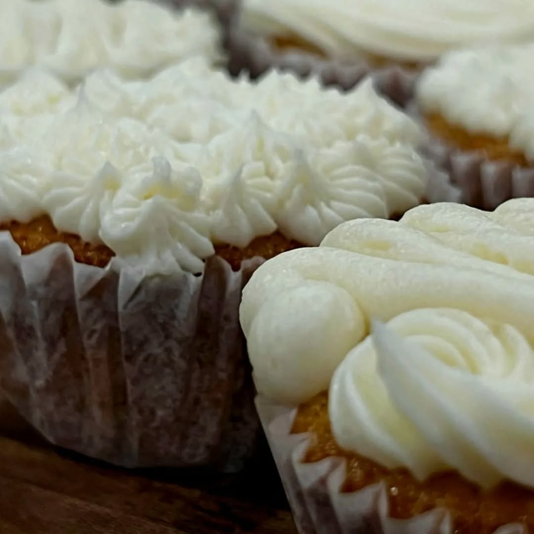 Frosted Vanilla Cupcakes