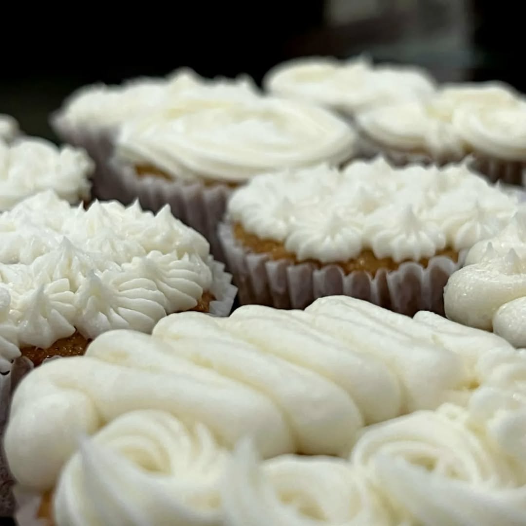 Frosted Vanilla Cupcakes